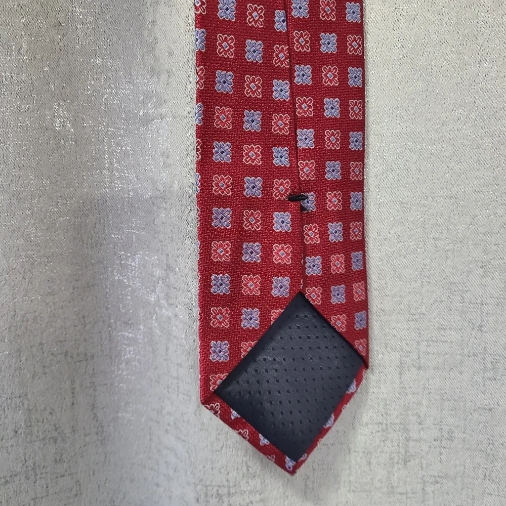 The Men's Store Silk Red and Blue Geometric‎ Tie 100% SILK VTG